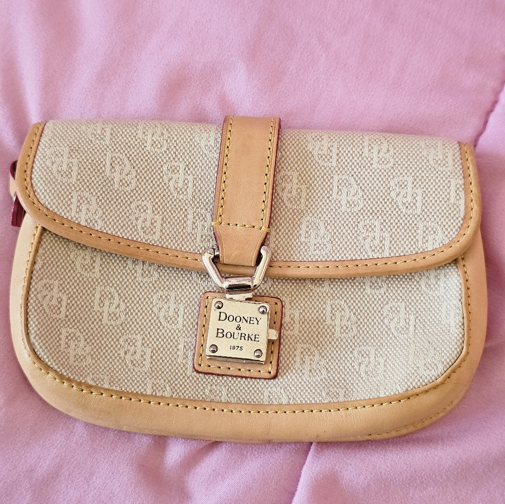 Dooney & Bourke Cream and Tan Clutch-No Strap